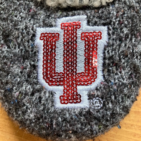 IU slippers, women’s, size 7/8. NWOB - Picture 1 of 7